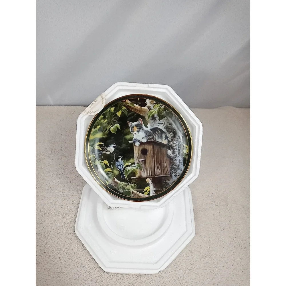 VTG House Sitting Cat Plate Bradford Exchange Nosy Neighbors‎ by Persis Weirs